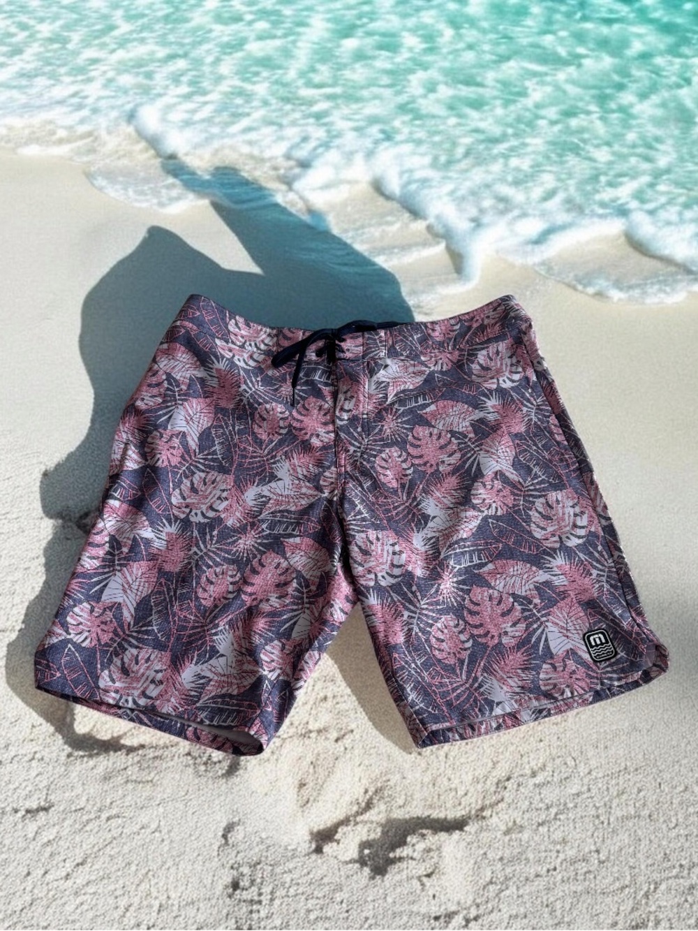 Travis Mathew Hawaiian Board Shorts Swim Trunks Size 34 Gray Pink with 10”Inseam